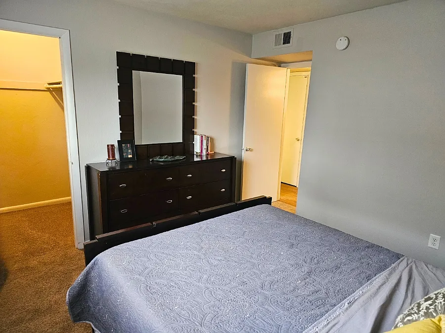 1 bed, 650 sqft, $949 — Photo 4