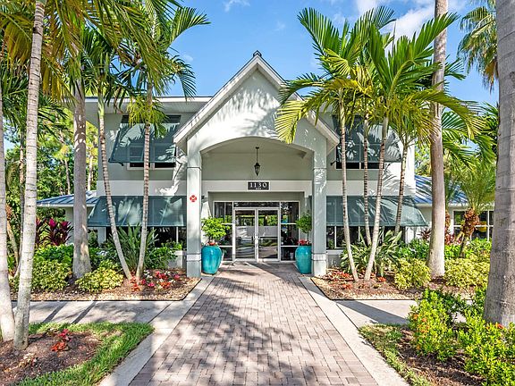 5th image of 1130 Turtle Creek Blvd #325