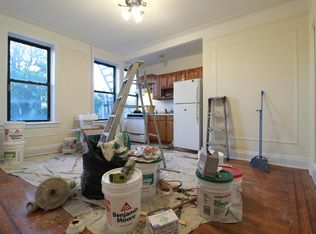 7166 69th St #B2, Ridgewood, NY 11385