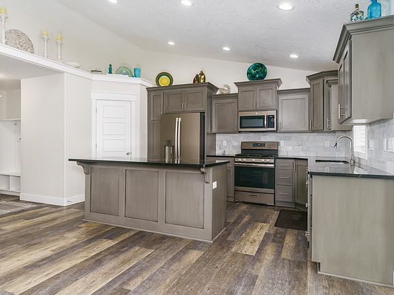 5th image of 2381 Sienna Dr