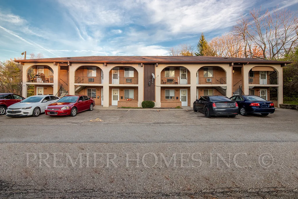 Building Photo - 3714 Martindale Rd NE #L