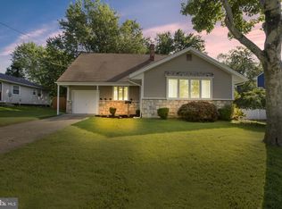 2302 Beverly Rd, Cinnaminson, NJ 08077