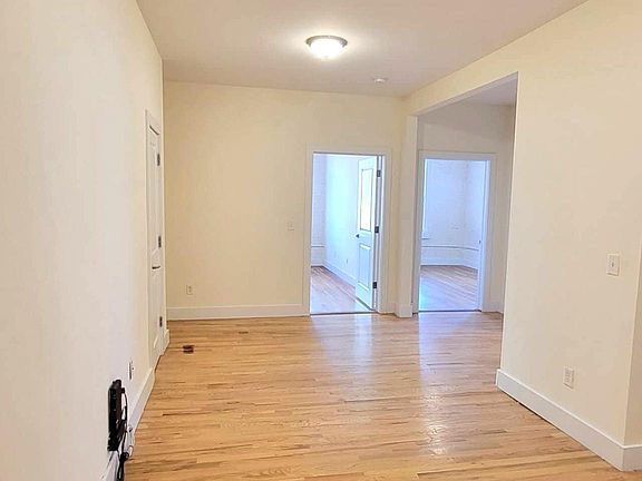 5th image of 125 Magnolia Ave #215