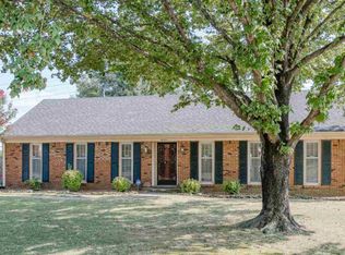 6101 Southampton Dr, Memphis, TN 38119