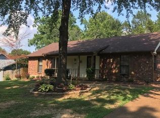 388 Park Hill Rd, Collierville, TN 38017