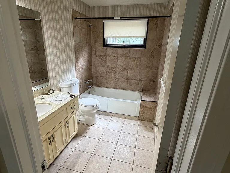Main Bath