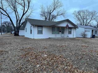5716 E Grand Ave, Wichita, KS 67218