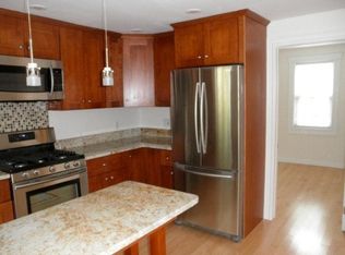 227-229 Hurley St #227-1, Cambridge, MA 02141