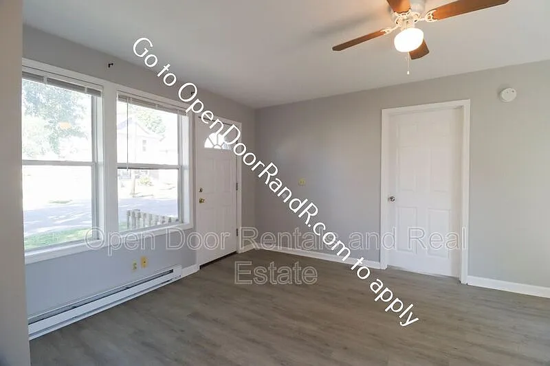 116 E Wayne St photo 1