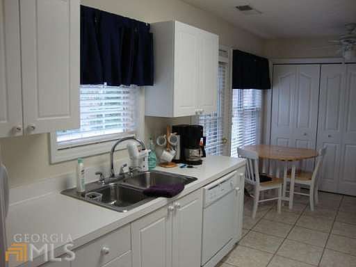 4th image of 135 Nancy Ln