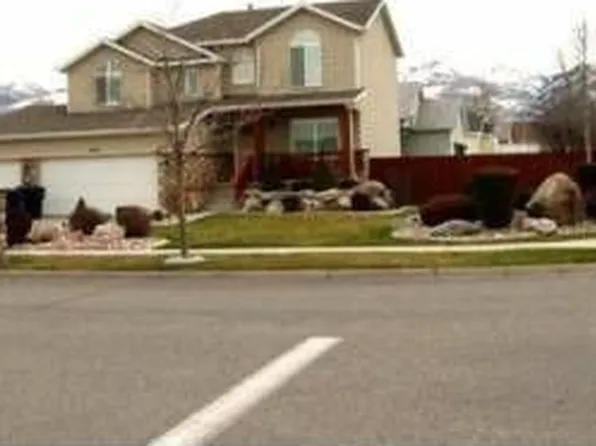 893 S 950 W, Woods Cross, UT 84087