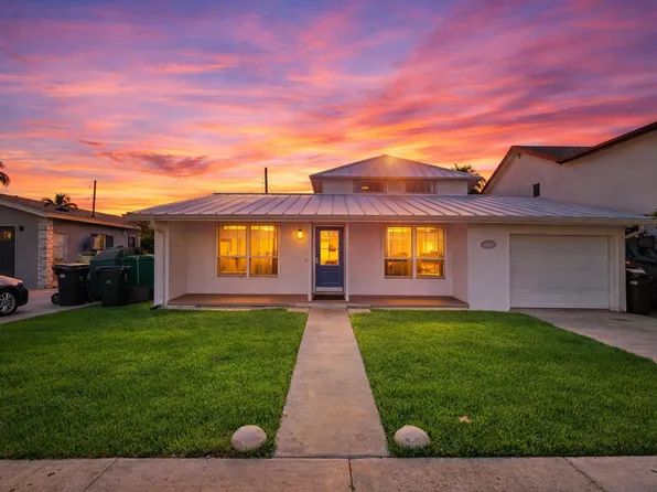 1828 N Palmway, Lake Worth, FL 33460