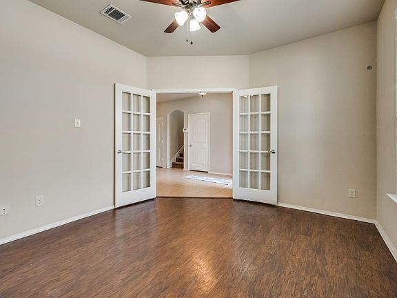 4th image of 1401 Red Dr