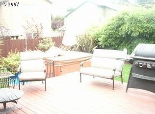 1276 N Ponderosa St, Canby, OR 97013