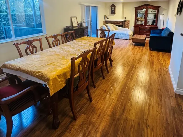15609 NE 18th St #D104, Bellevue, WA 98008