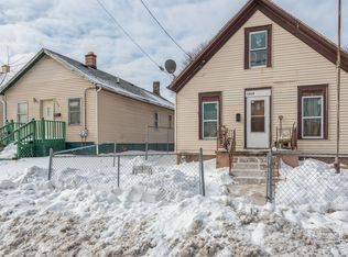 1214 N Memorial Dr, Racine, WI 53404