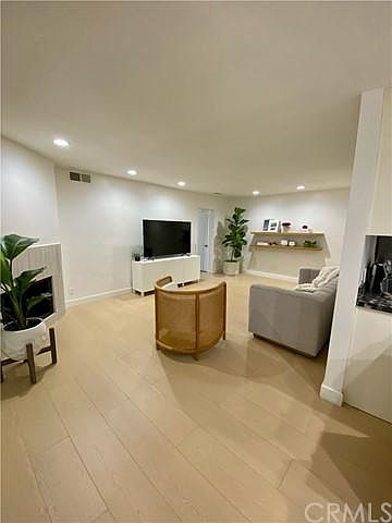 1st image of 1807 Camden Ave APT 6