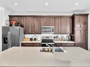 556 Sanderling Cir, Deerfield Beach, FL 33442