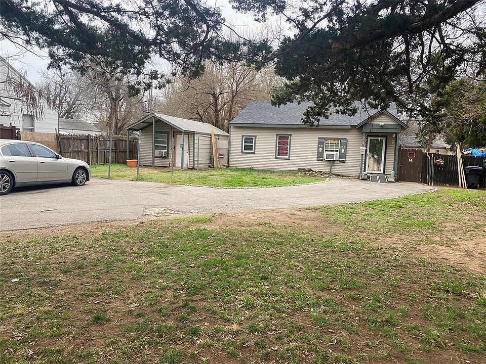 1st image of 3924 NW 12th St