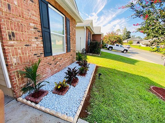 3rd image of 2886 Hampton Meadow Dr