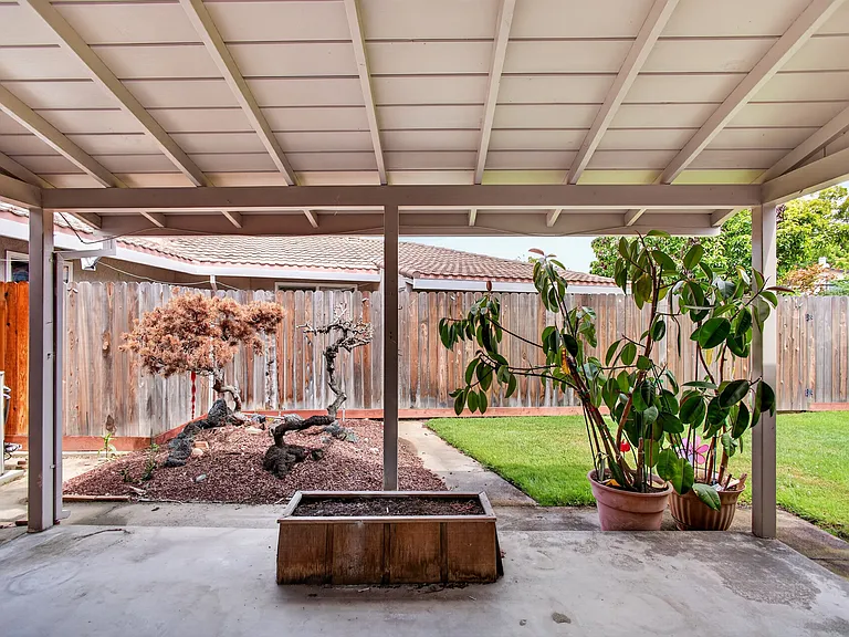 5940 Gloria Dr #0 — Photo 29