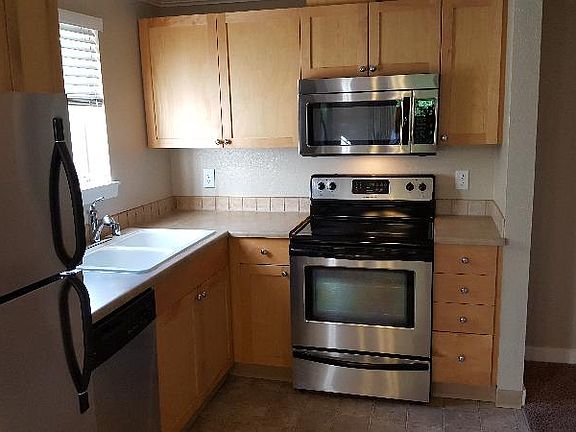 4th image of 23410 18th Ave S APT J302
