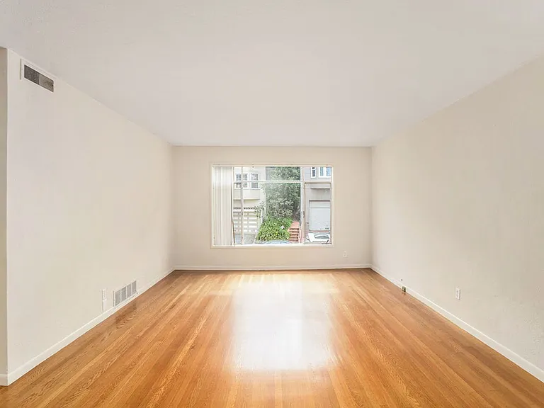 643 Beacon St #2 - 1 bedroom | 1 bath — Photo 5