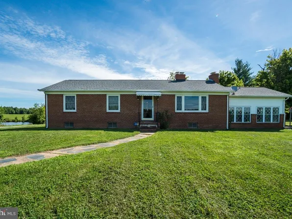 8421 Orrock Ln, Woodford, VA 22580