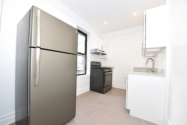 Rented by Corcoran | media 21