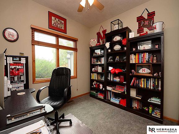 3rd image of 21342 Castlerock Ln