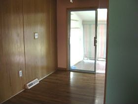 3rd image of 260 N 15th Ave
