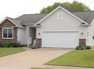 114 Pine Tree Ln, North East, PA