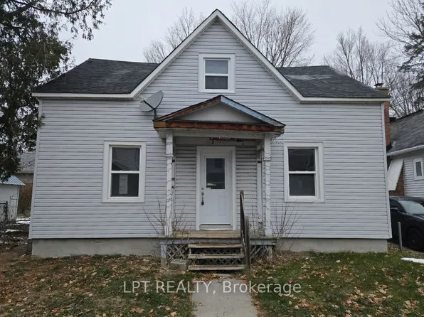 47 Victoria St, Arnprior, ON K7S 1T2