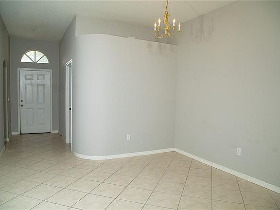 4th image of 12736 Standbridge Dr