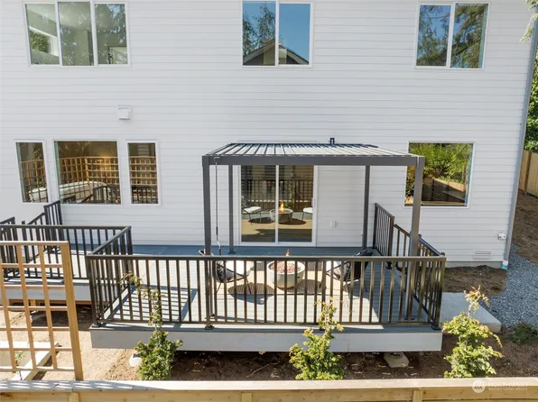 11356 23rd Avenue NE #2, Seattle, WA 98125