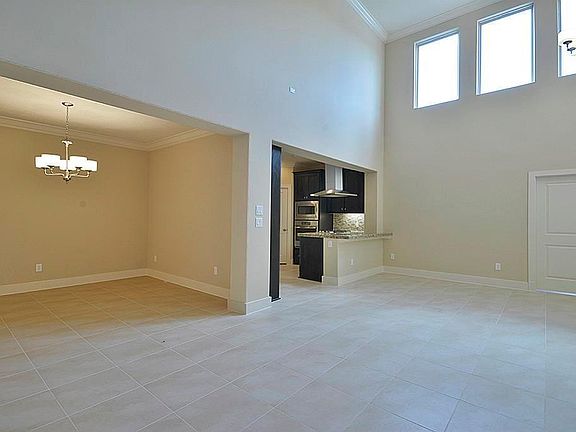 5th image of 13405 Preston Cliff Ct