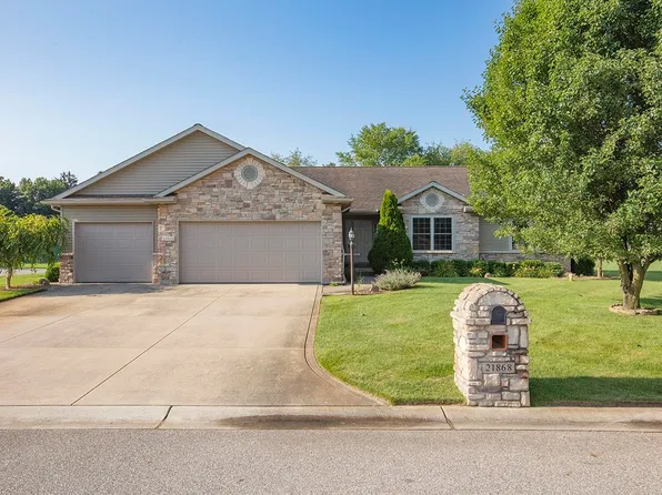 21868 Angeline Dr, Bristol, IN 46507
