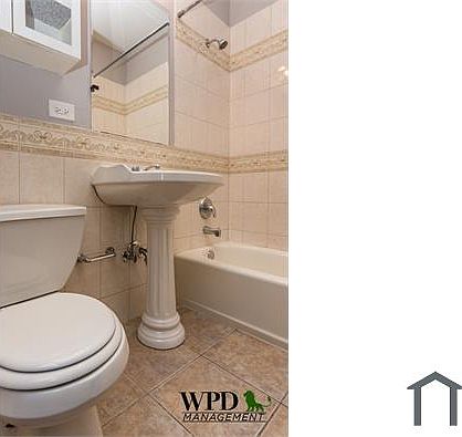 5th image of 7844 S Ellis Ave #7840-10