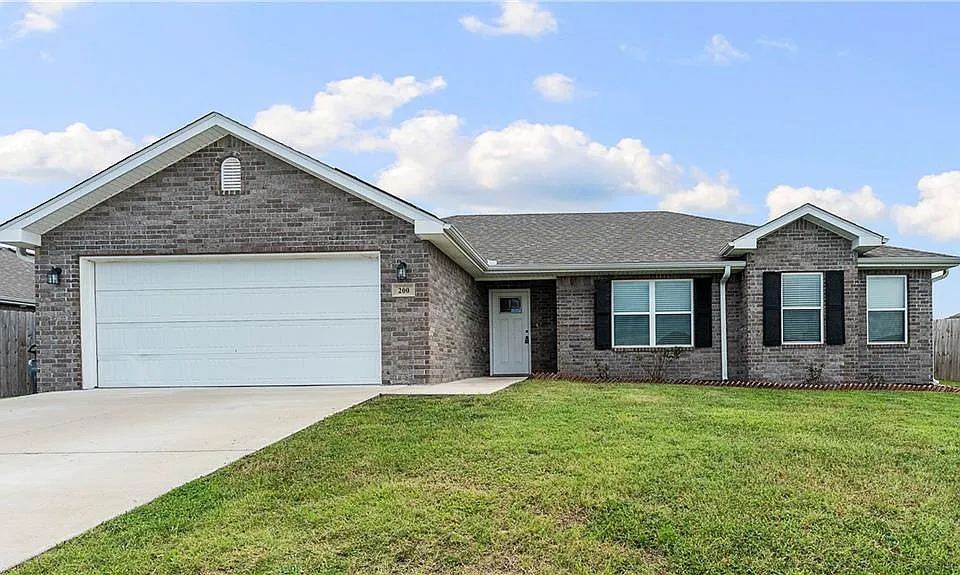 200 Post Oak Ave