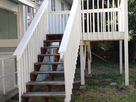 2nd image of 1527 N 15th Ave