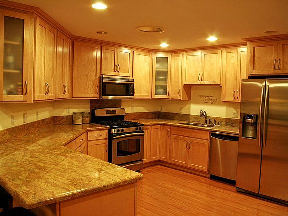 Open and Modern Kitchen