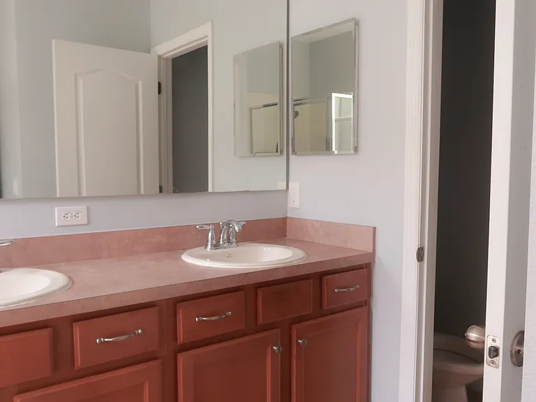 646 Arbor Pointe Ave — Photo 8