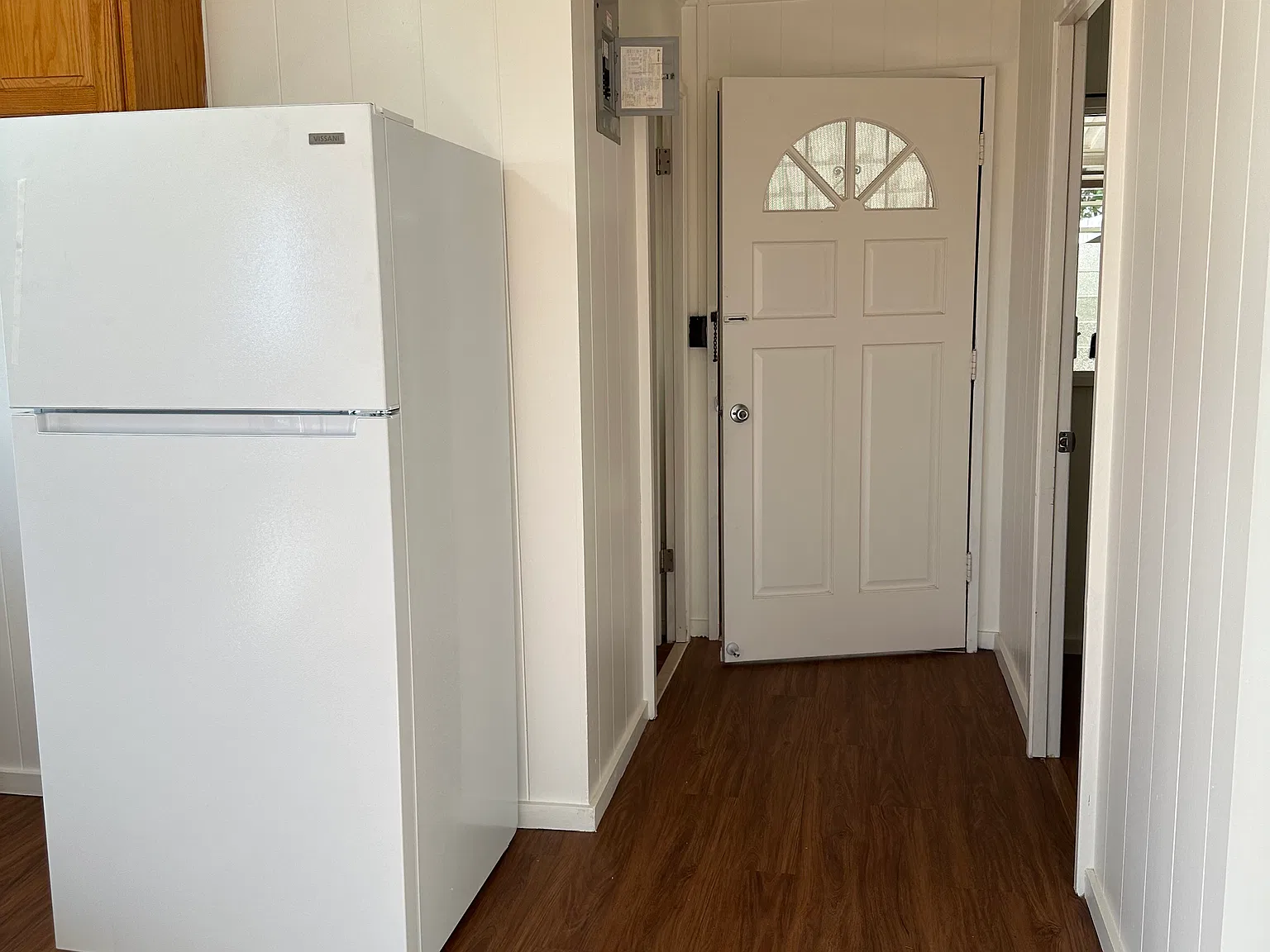 2 bed, $2,550 — Photo 4