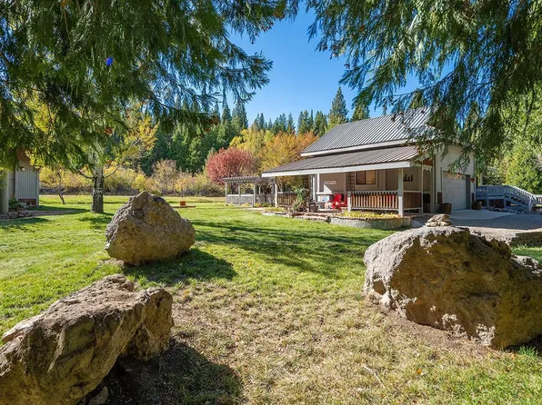 428 Old Truckee Rd, Sierraville, CA 96126