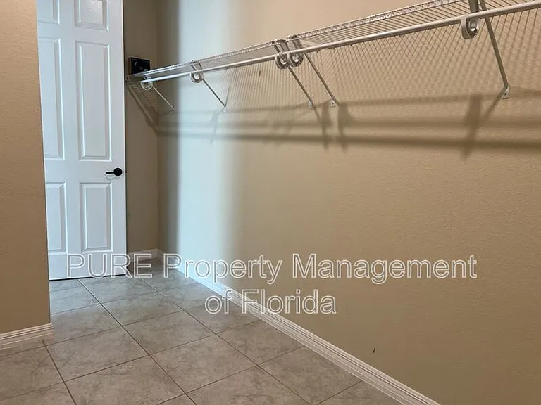 10376 SW 99th St — Photo 38