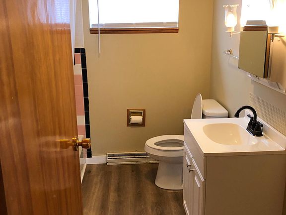 3rd image of 2208 Ohio St