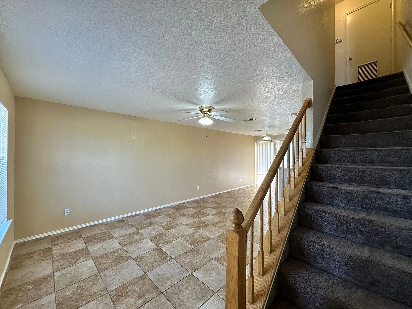 5910 Greengate — Photo 2