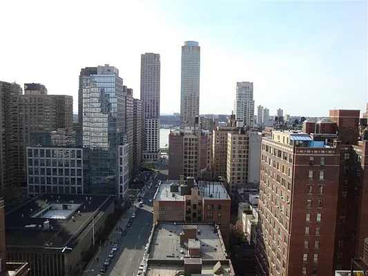 Sold by Stephen P. Wald | media 34