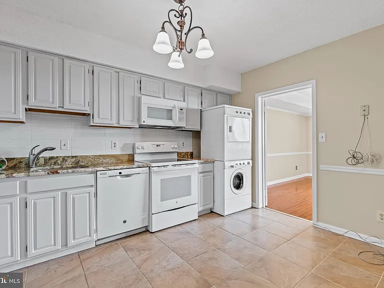 3709 S George Mason Dr E #1609 — Photo 3