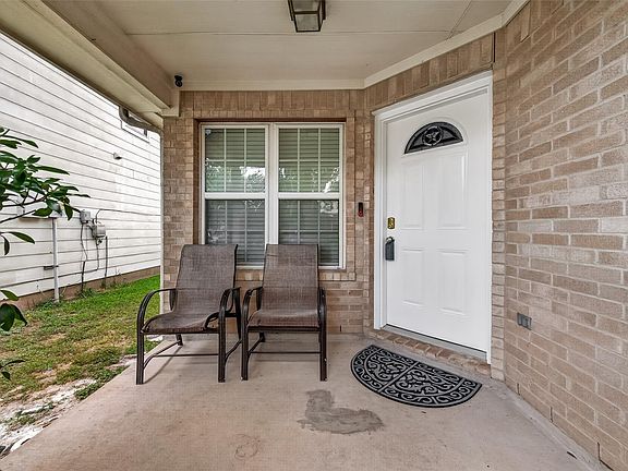 3rd image of 13330 Belvedere Park Ct